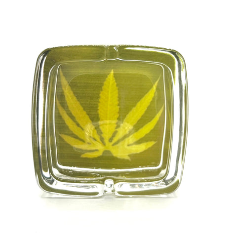 Glass Ashtray Cube Shape Design-hemp-flower